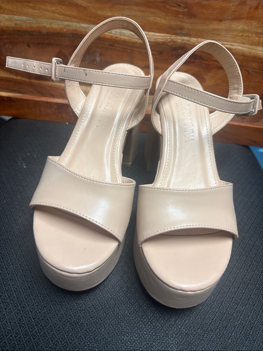 Prima Donna Beige Platform Sandal Heels